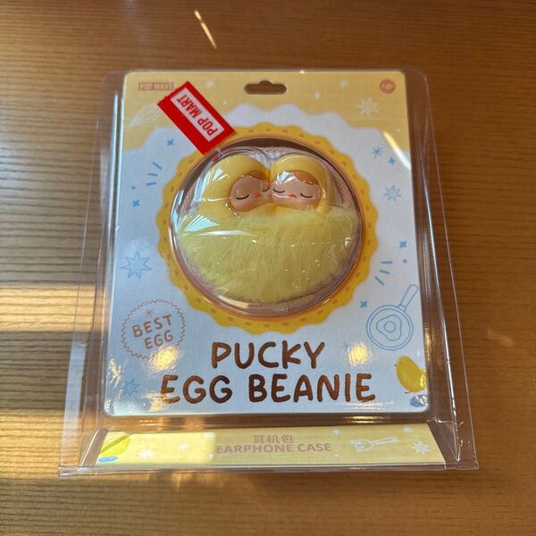 POP MART PUCKY EGG BEANIE EARPHONE CASE