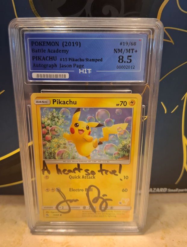 Pokemon [2019] Battle Academy Pikachu Autograph Jason Page Hit 8.5